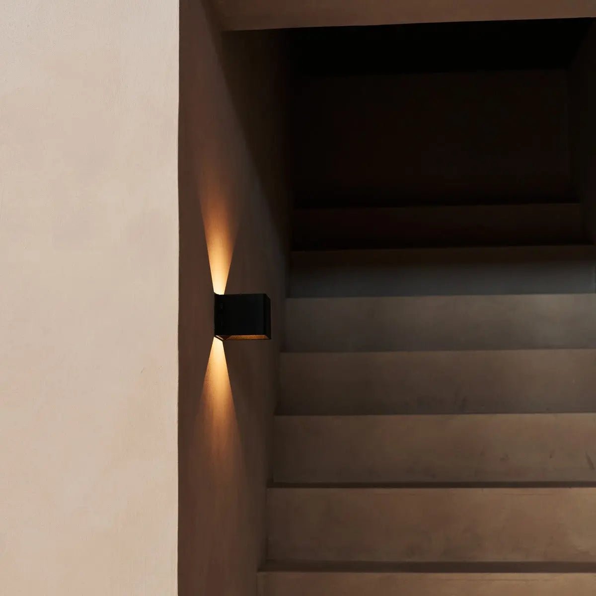 Tess Mocha Brown Rechargeable Wall Lamp | Motion sensor, 20 Light Modes & Remote Control